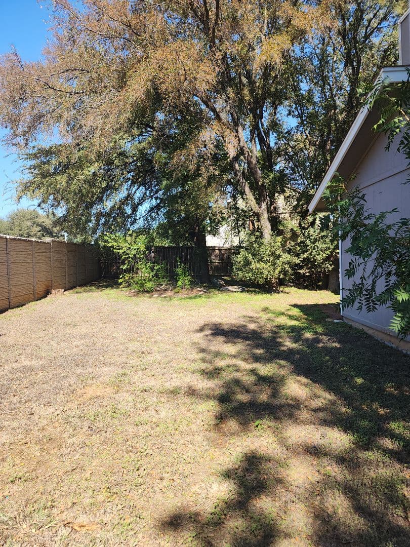 Round Rock Apartment: 2312/2314 Whitlow Cv.