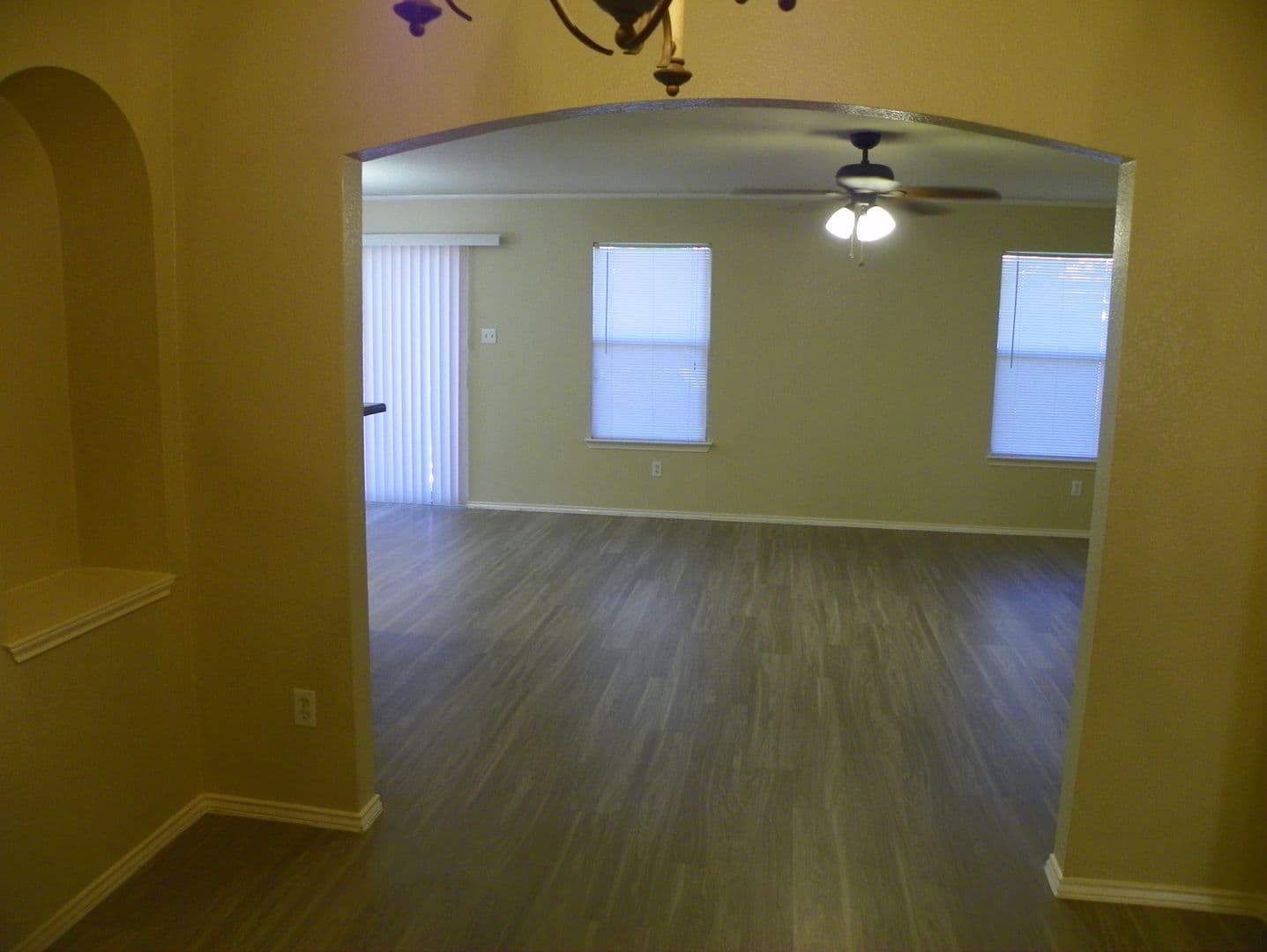 Cedar Park House: 2007 Coachlamp Drive