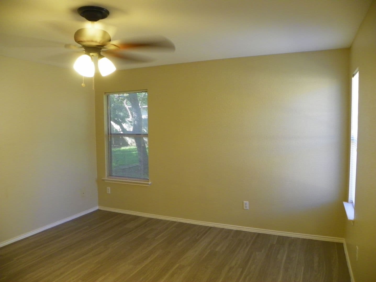 Cedar Park House: 2007 Coachlamp Drive