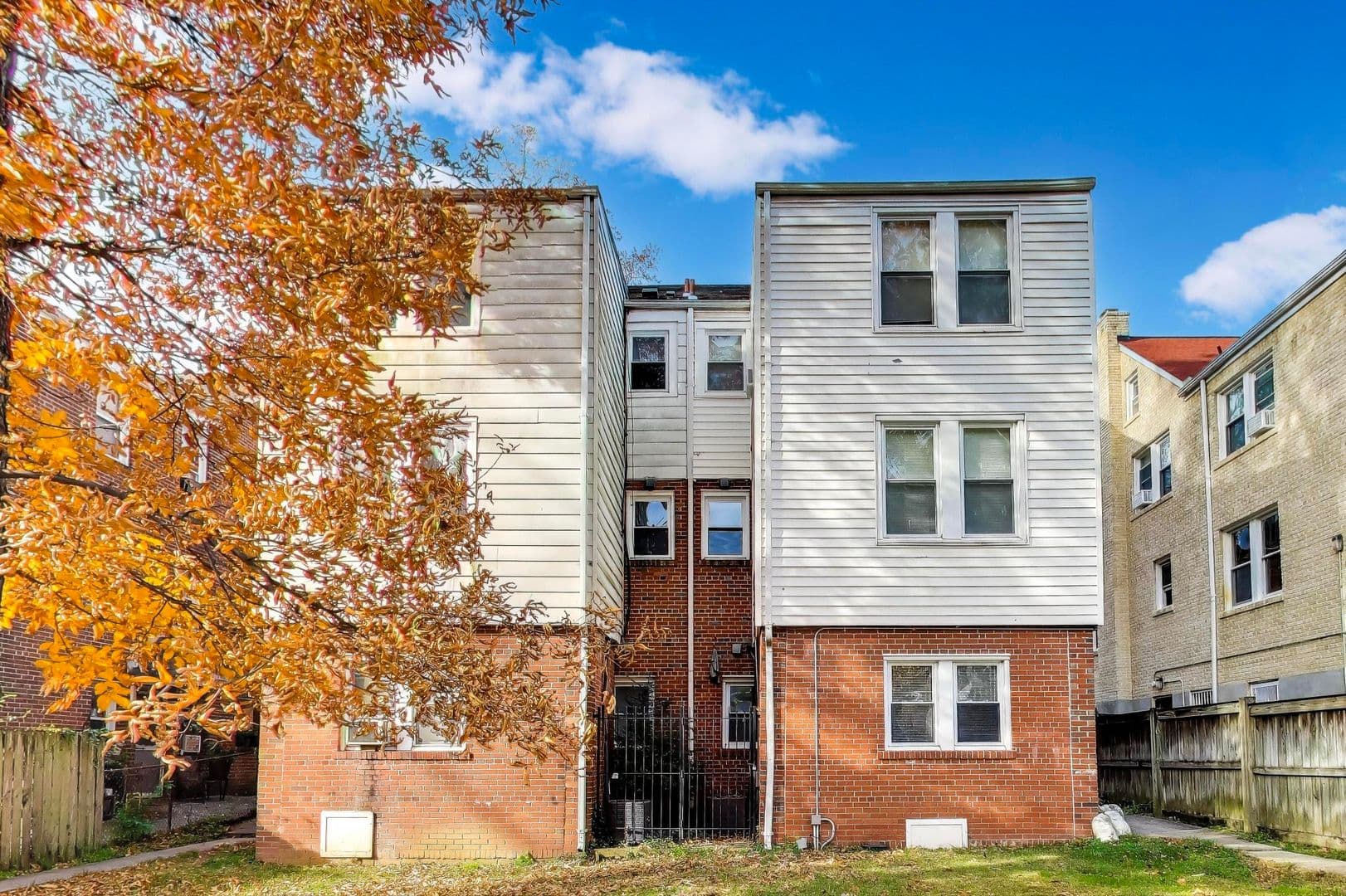 Takoma Park Apartment: 8505 Flower Ave