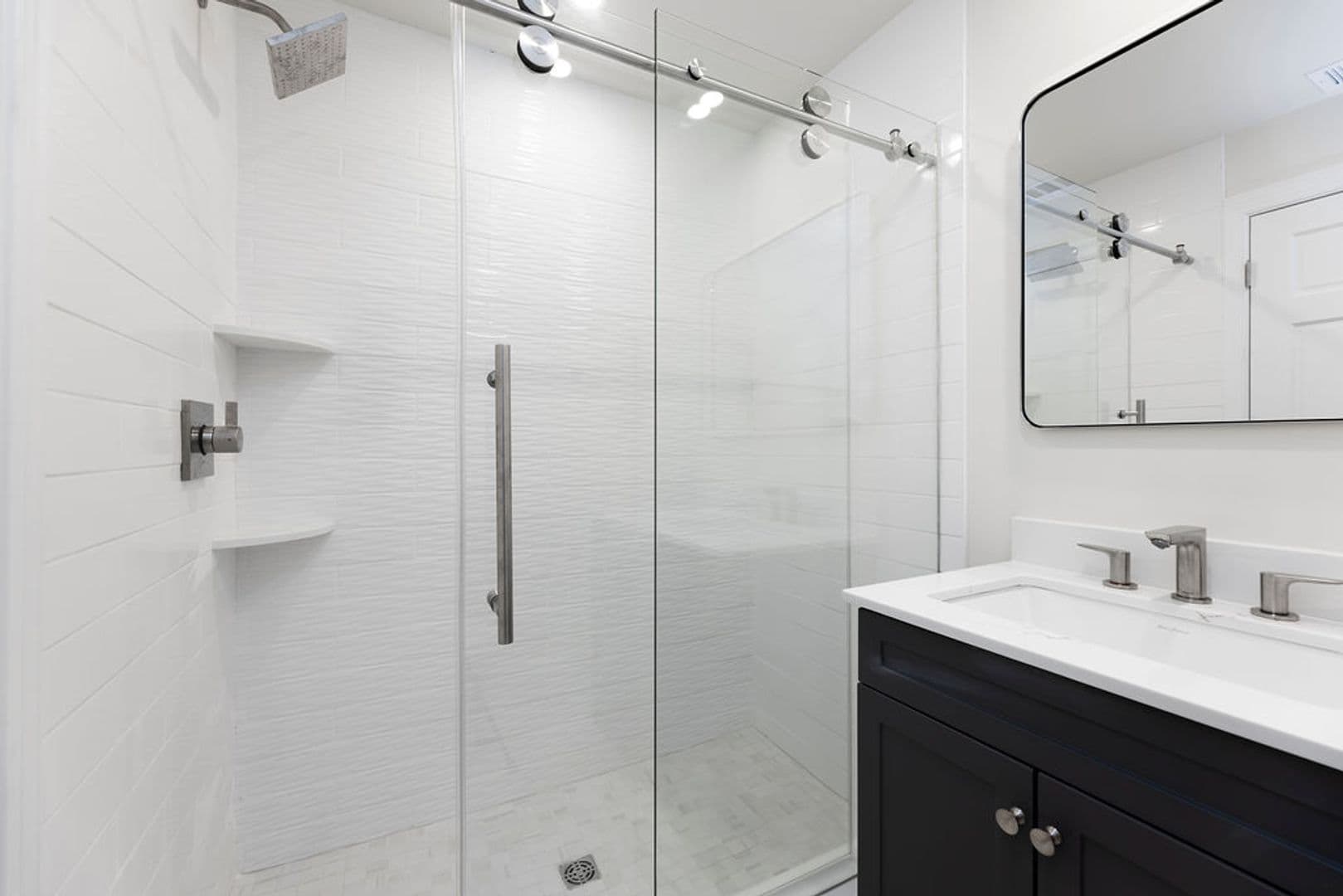 Washington Apartment: 719 G Street, SE