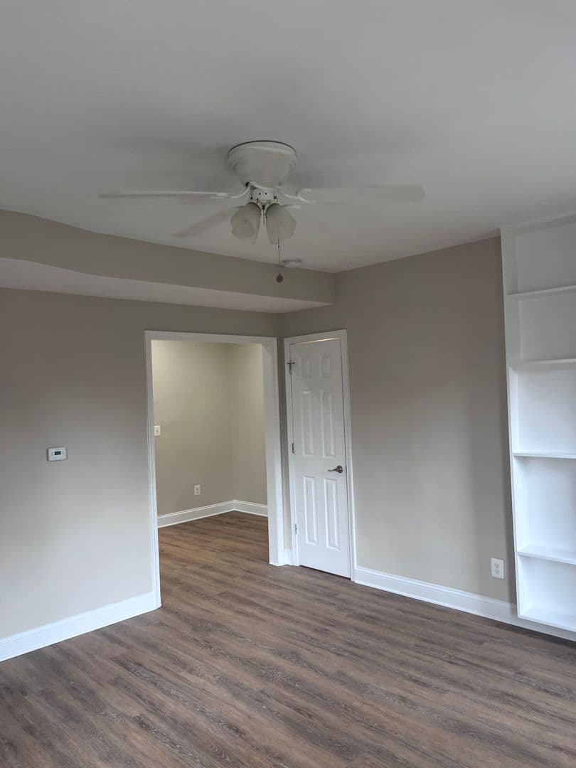 Takoma Park Apartment: 8505 Flower Ave