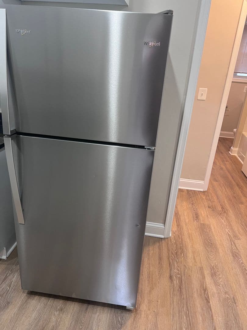 Takoma Park Apartment: 8505 Flower Ave