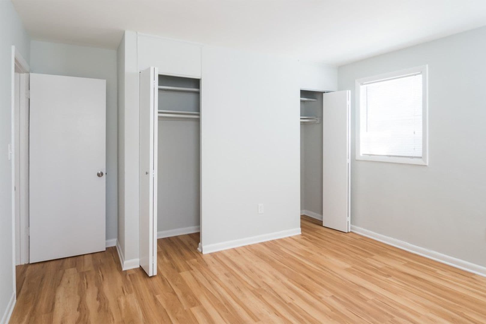 Baltimore Apartment: 707 Nottingham Road