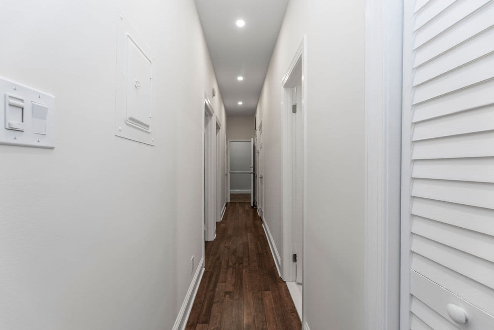 Washington Apartment: 719 G Street, SE