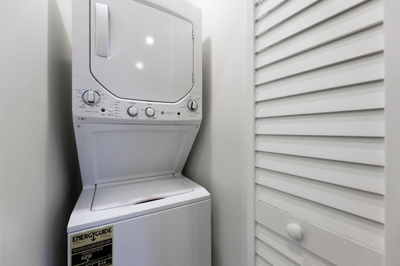 Washington Apartment: 719 G Street, SE