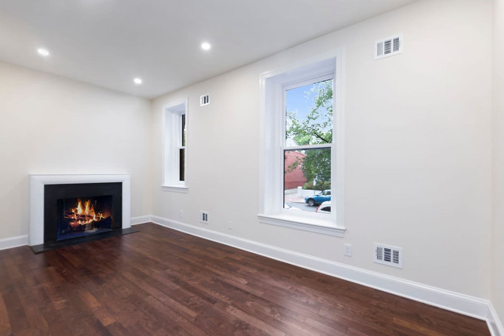 Washington Apartment: 719 G Street, SE