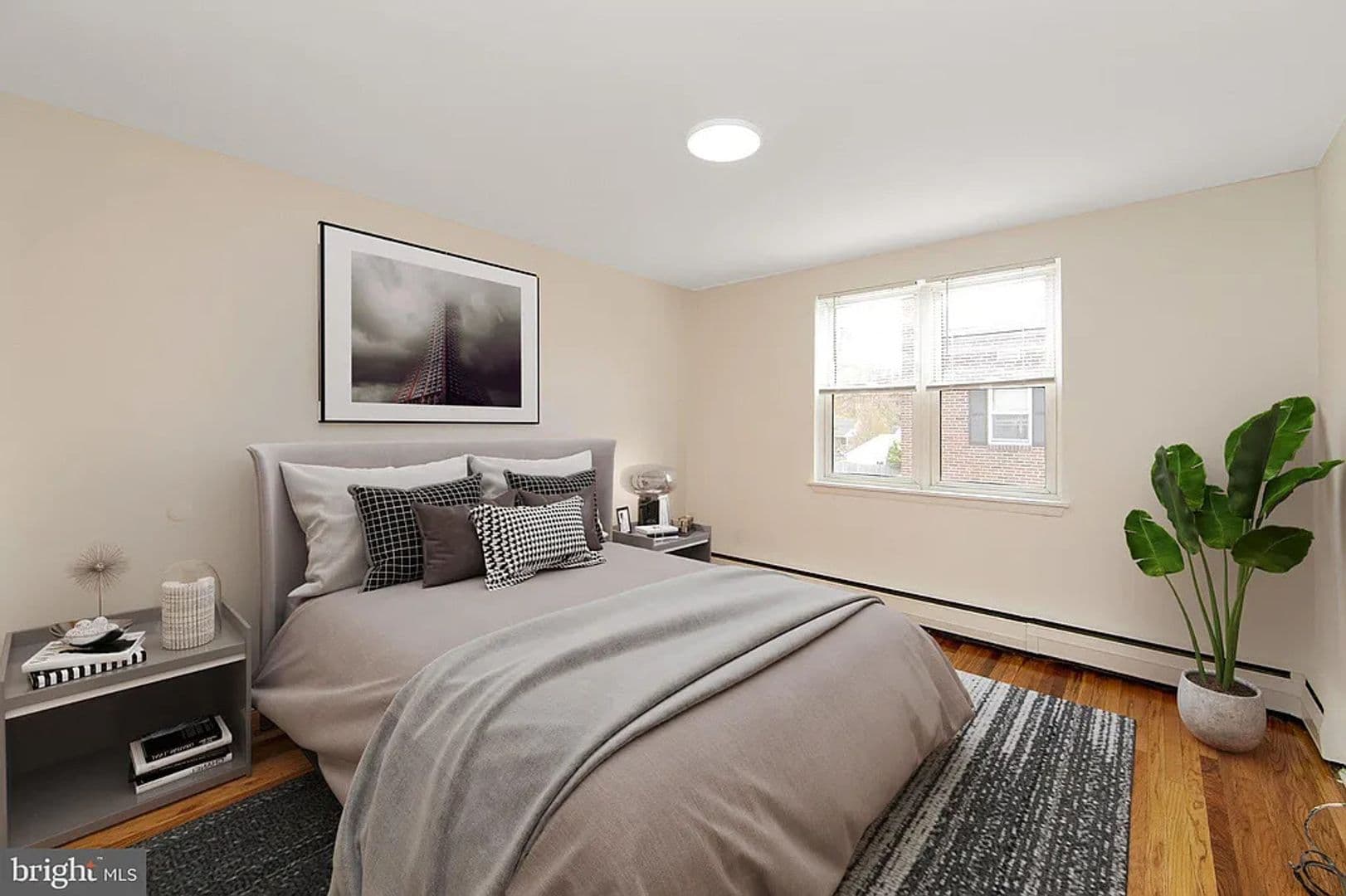 Haddon Heights Apartment: 11-17 S Black Horse Pike