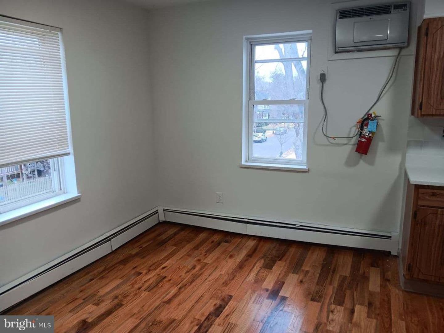 Collingswood Apartment: 541 Haddon Avenue
