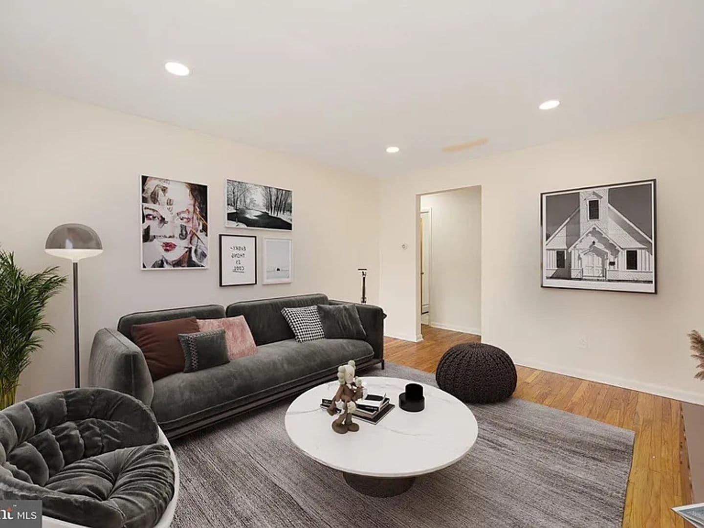 Haddon Heights Apartment: 11-17 S Black Horse Pike