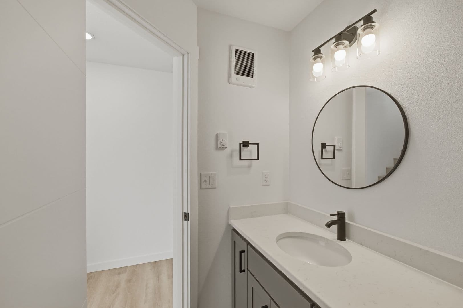 Philomath Townhome: 800-838 S 19th St