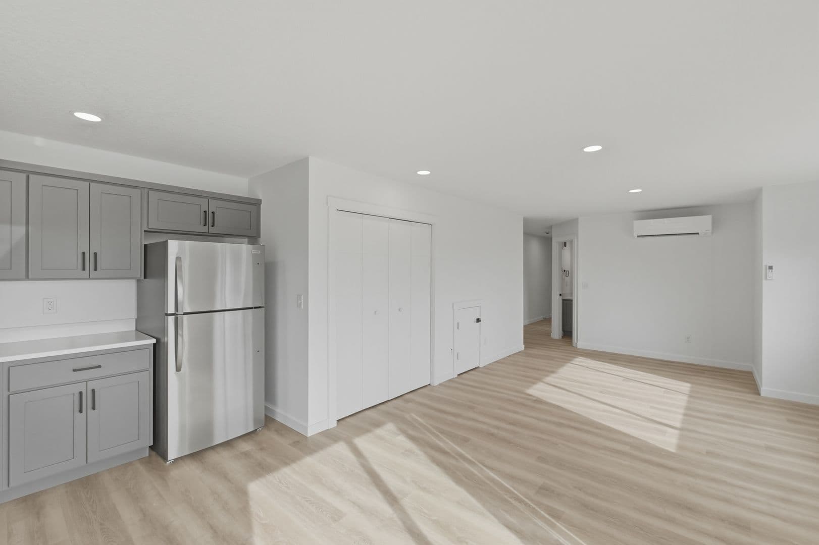 Philomath Townhome: 800-838 S 19th St