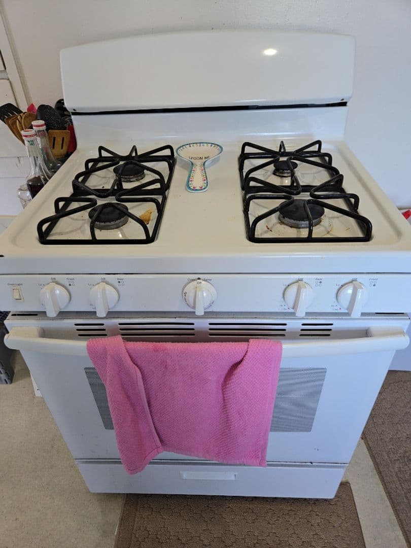 Corvallis Apartment: 218, 220, 222 NW 21st