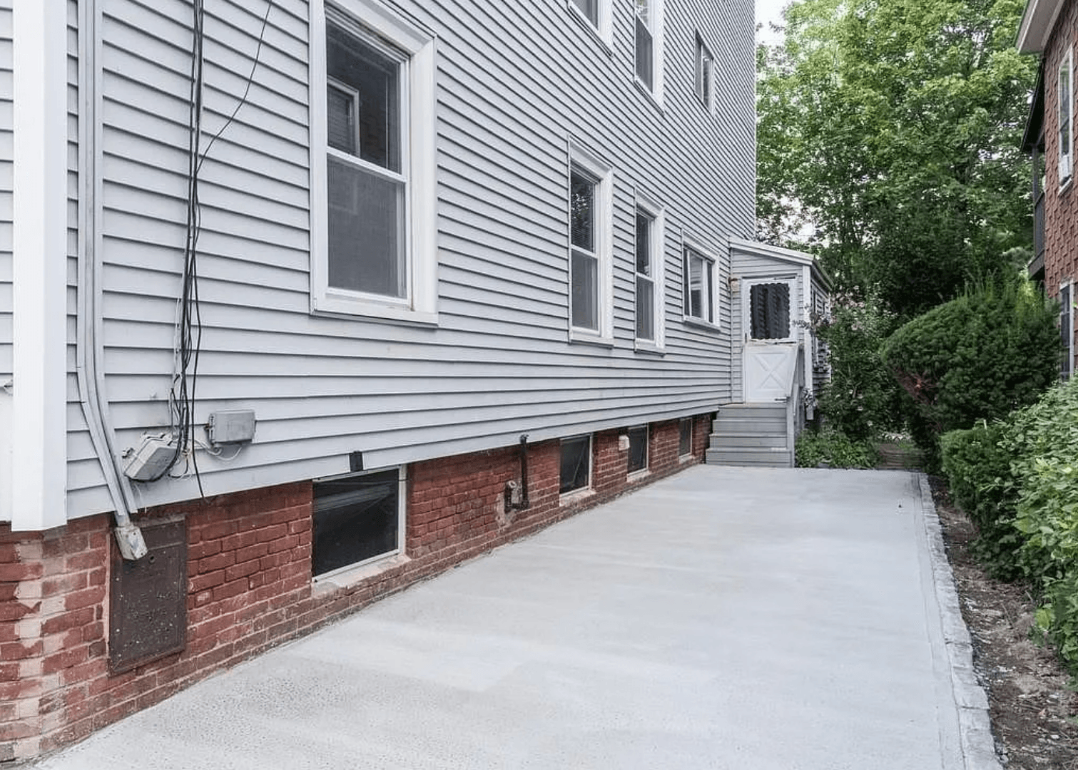 CAMBRIDGE Apartment: 23 MAGEE STREET