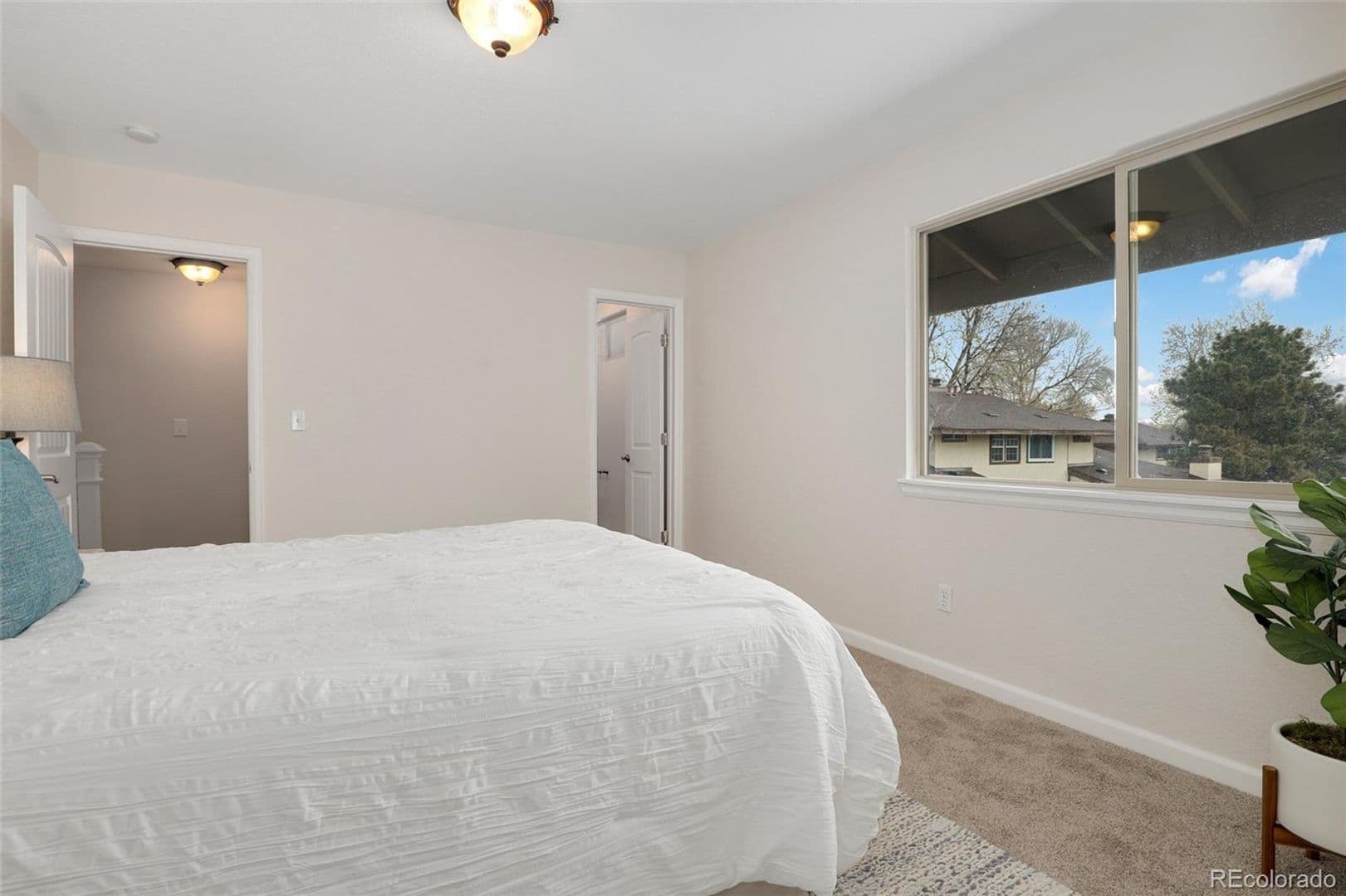 Aurora House: 3723 S Granby Way
