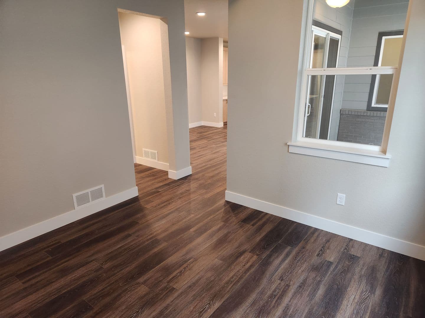Aurora House: 21525 E 59th Pl