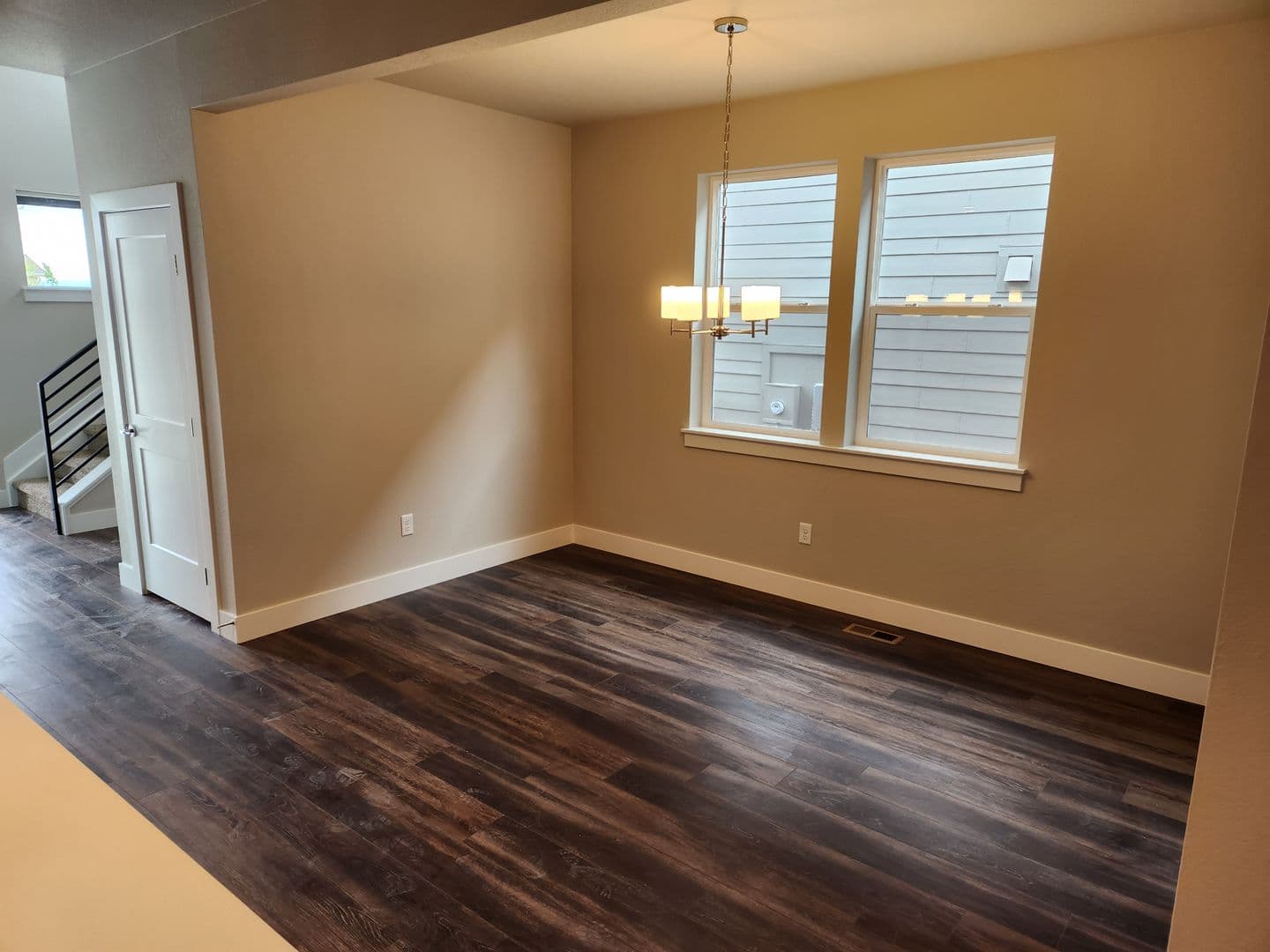 Aurora House: 21525 E 59th Pl