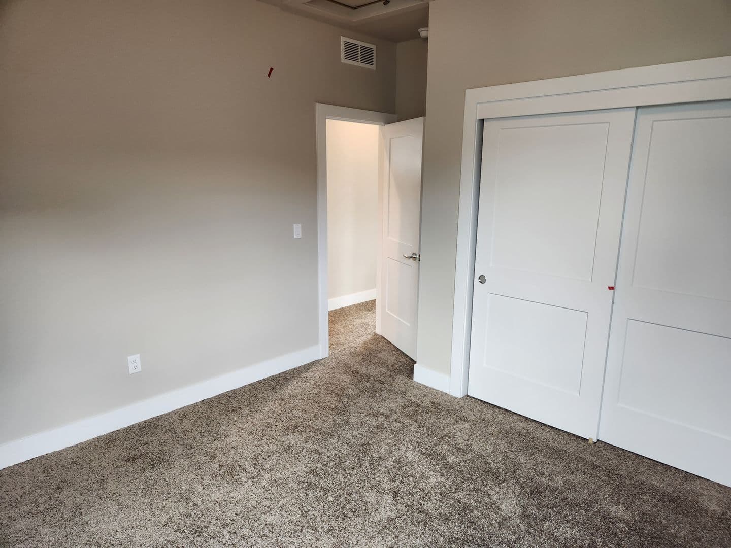 Aurora House: 21525 E 59th Pl