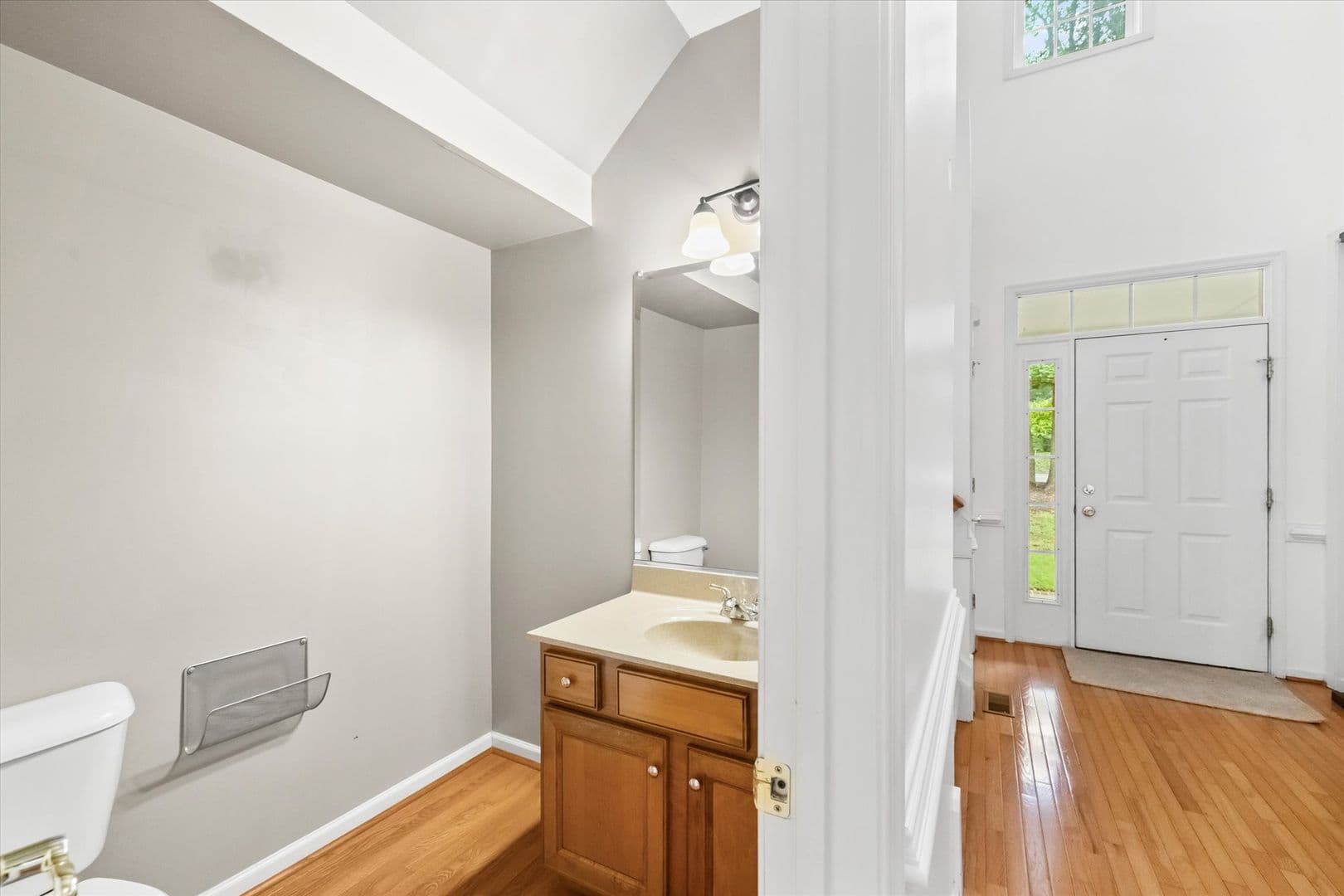 Locust Grove House: 4107 Lakeview Parkway