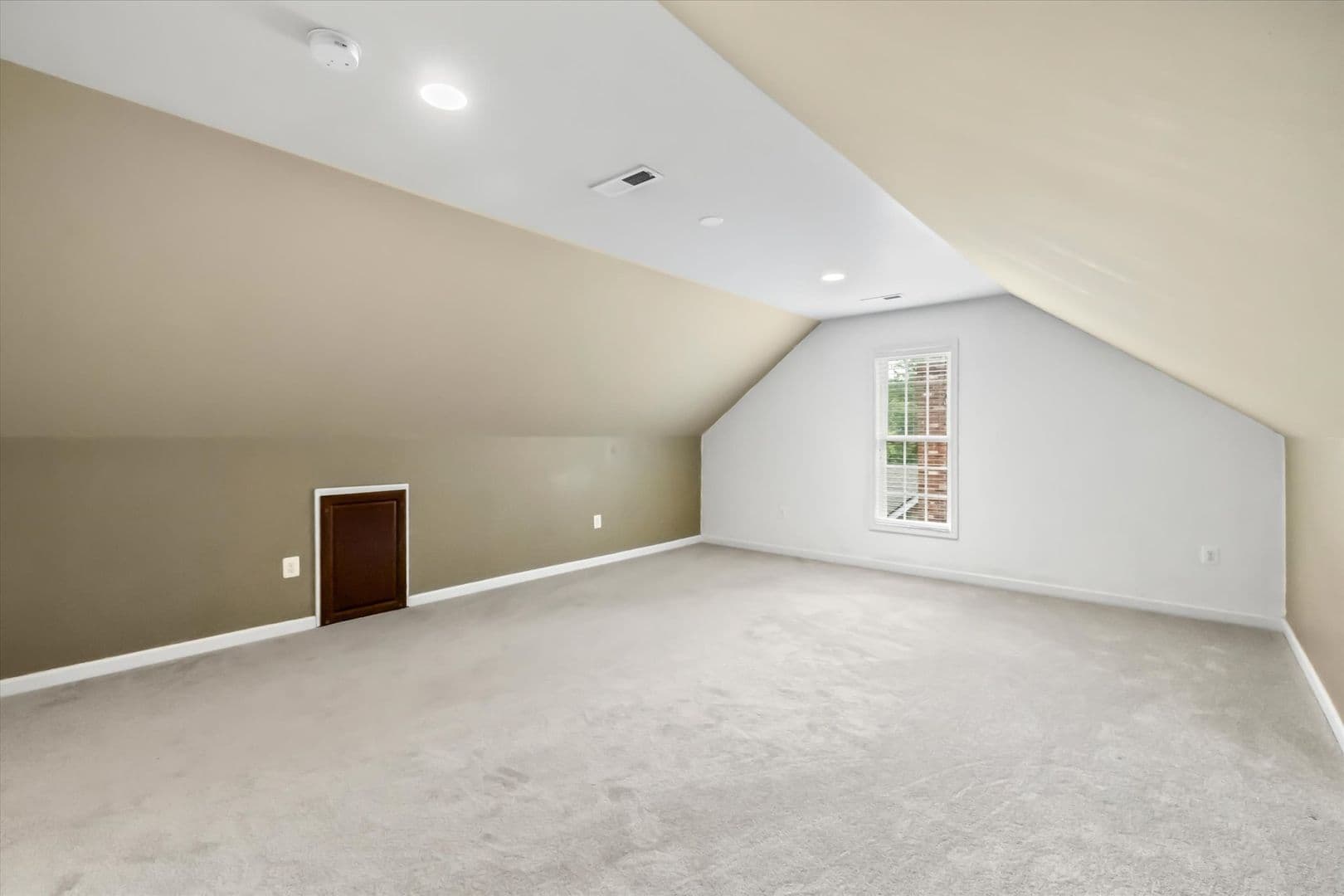Locust Grove House: 4107 Lakeview Parkway