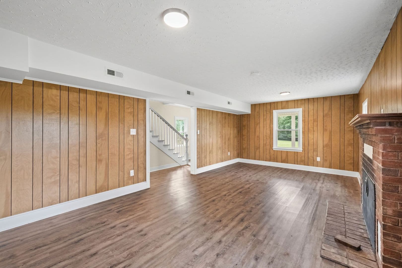 King George House: 1457 Caledon Road