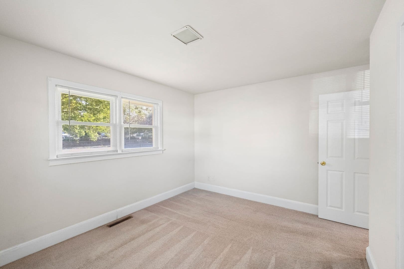 Fredericksburg House: 1014 Stafford Ave