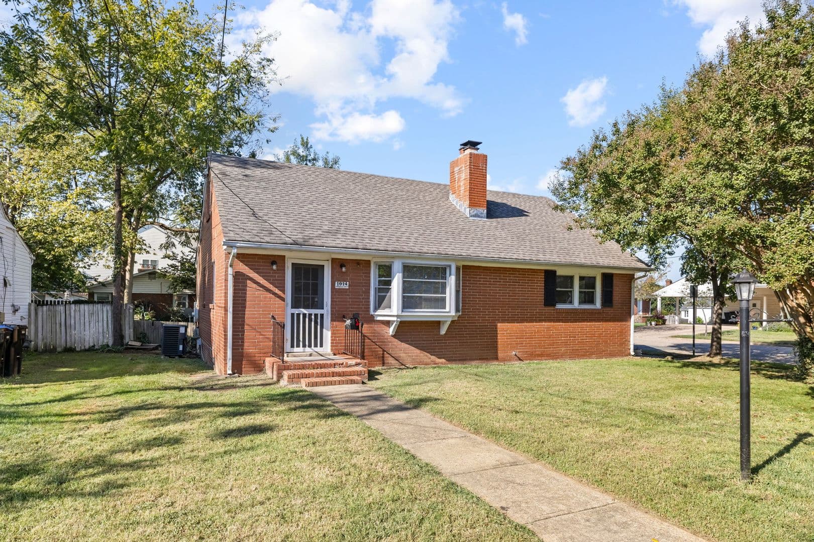 Fredericksburg House: 1014 Stafford Ave