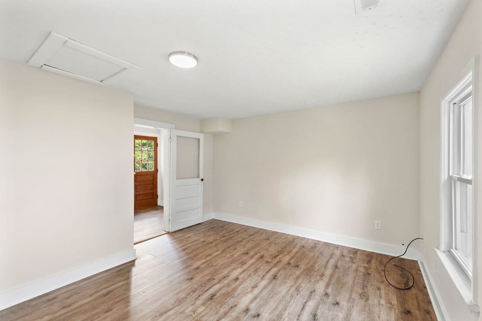 King George House: 1457 Caledon Road