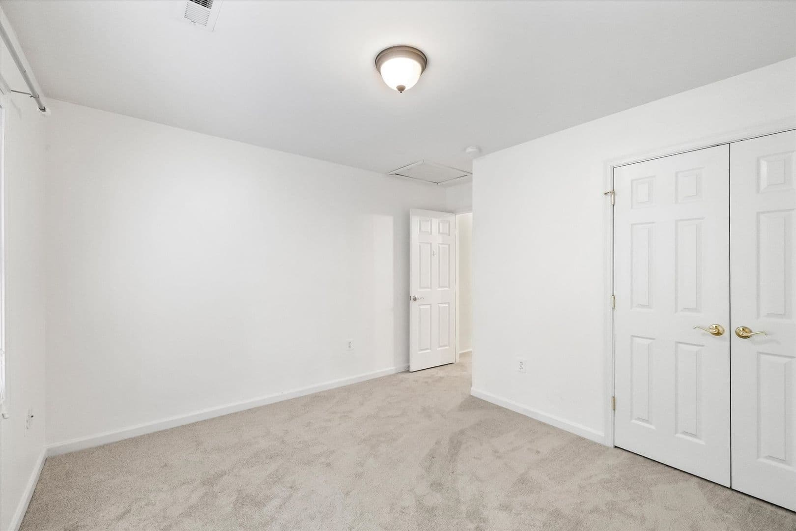 Locust Grove House: 4107 Lakeview Parkway