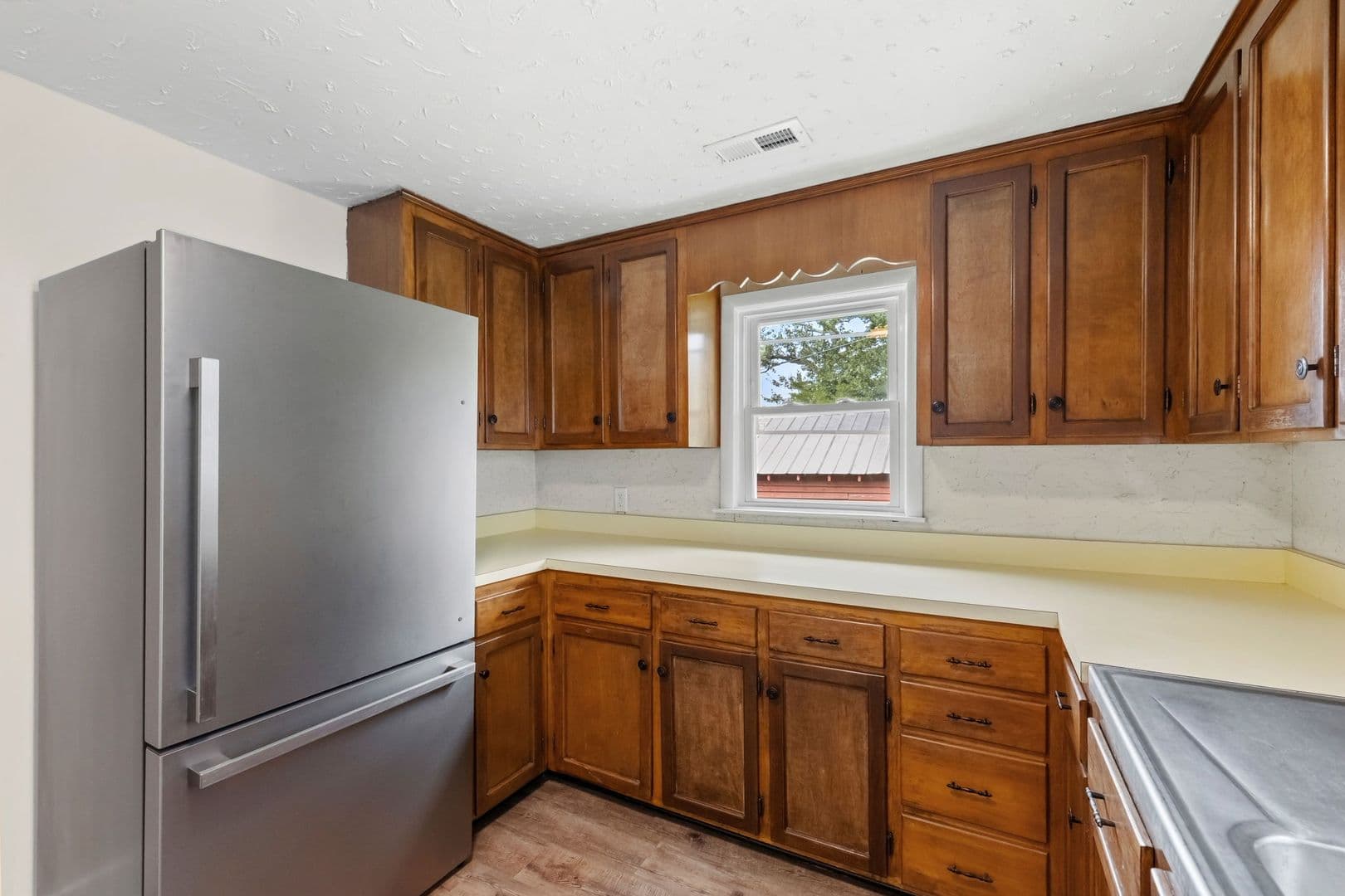 King George House: 1457 Caledon Road