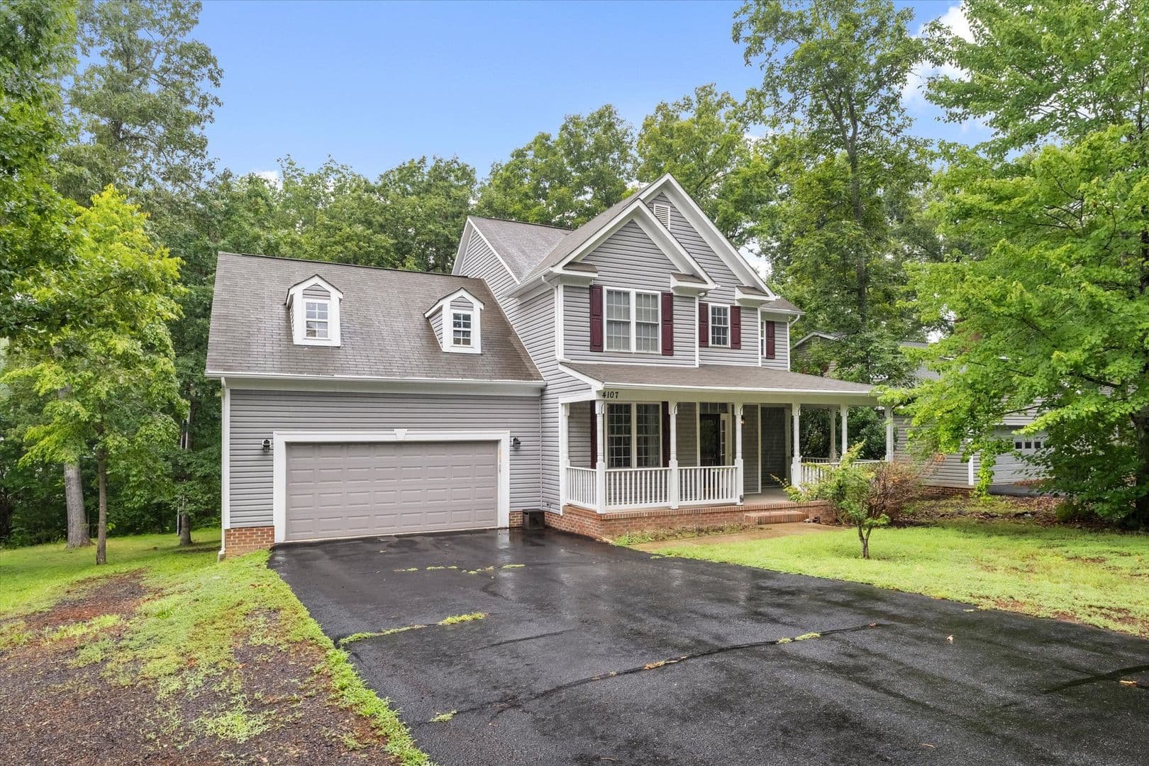 Locust Grove House: 4107 Lakeview Parkway