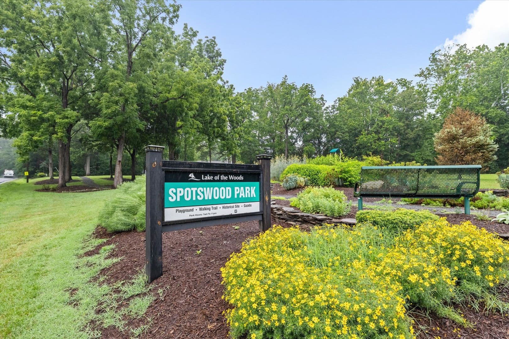 Locust Grove House: 4107 Lakeview Parkway