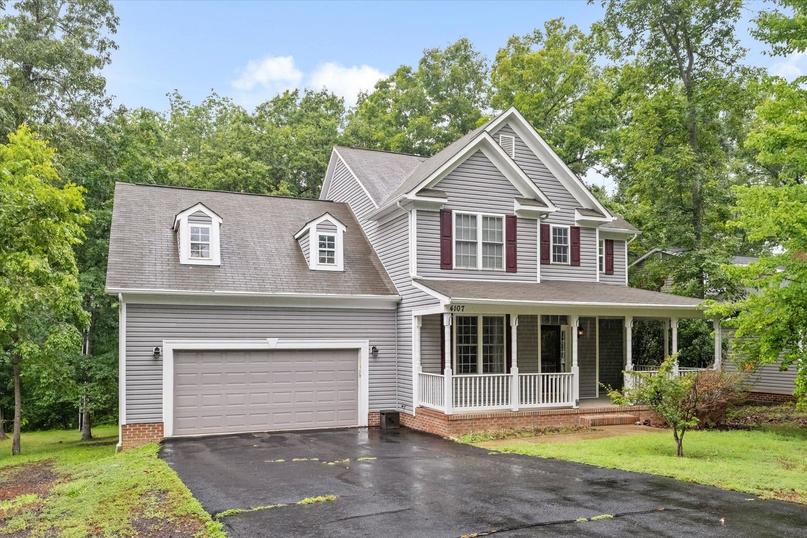 Locust Grove House: 4107 Lakeview Parkway