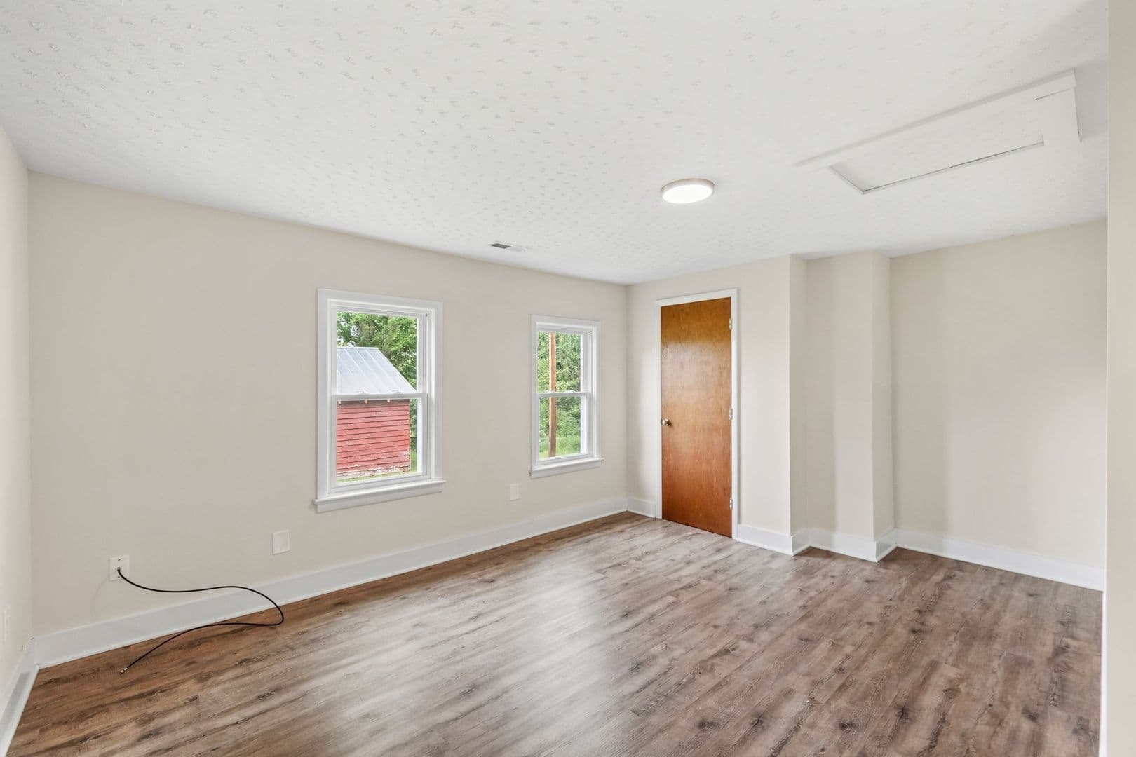 King George House: 1457 Caledon Road