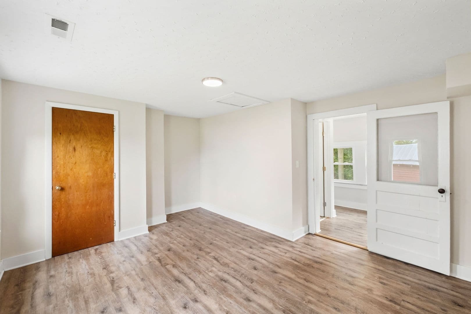 King George House: 1457 Caledon Road