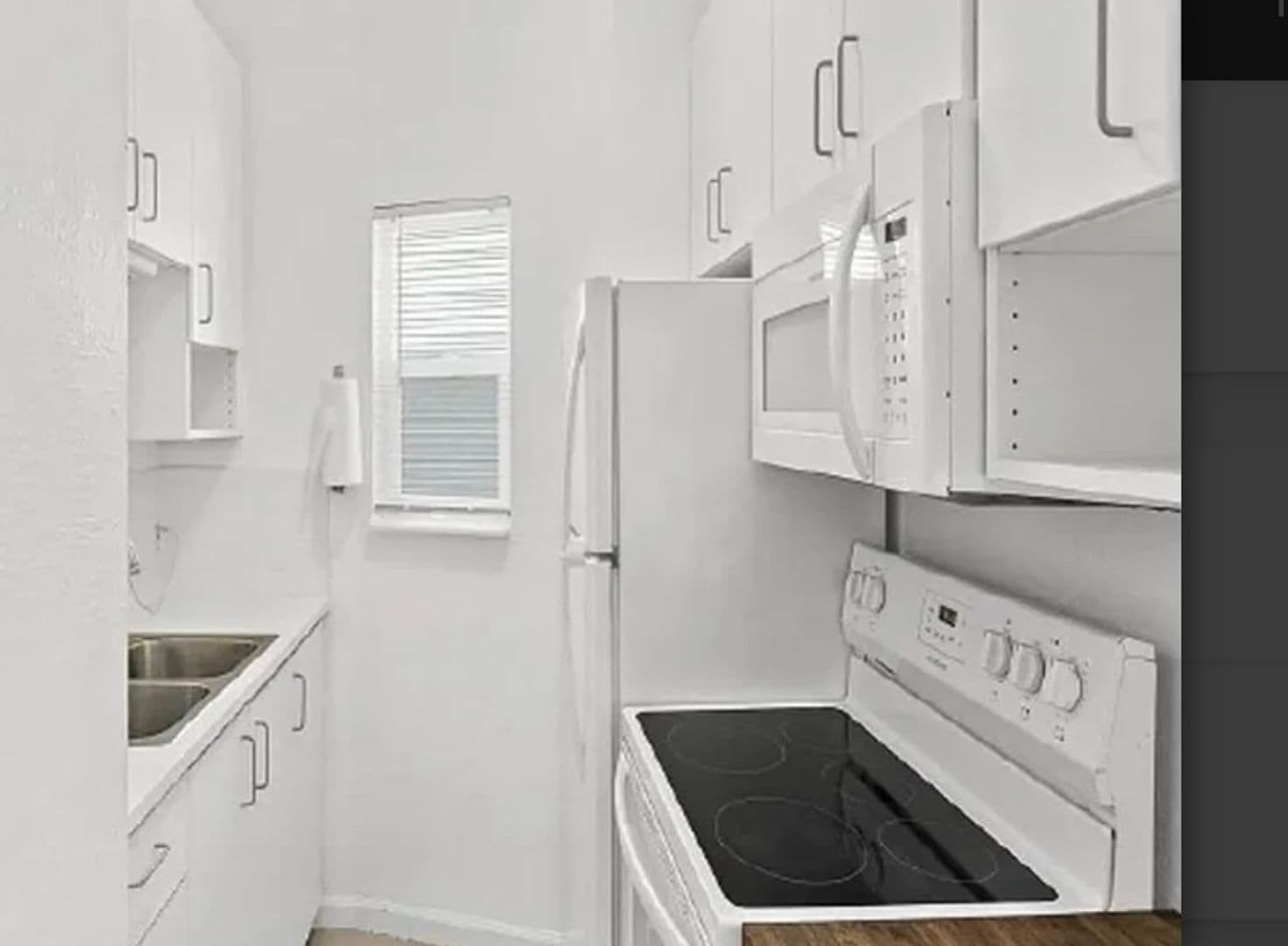 Oakland Apartment: 1084 24th St