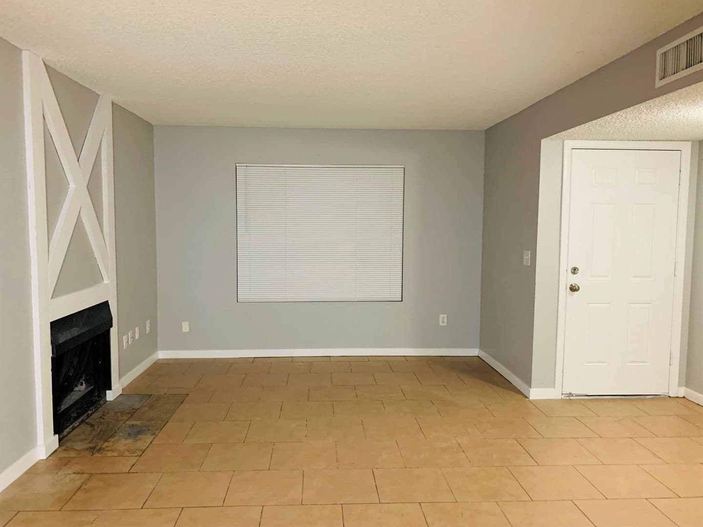 Phoenix Apartment: 3357 W Harmont Dr.
