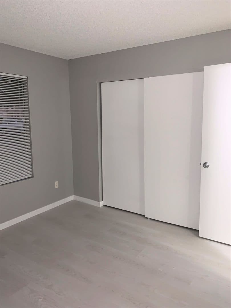 Phoenix Apartment: 3357 W Harmont Dr.