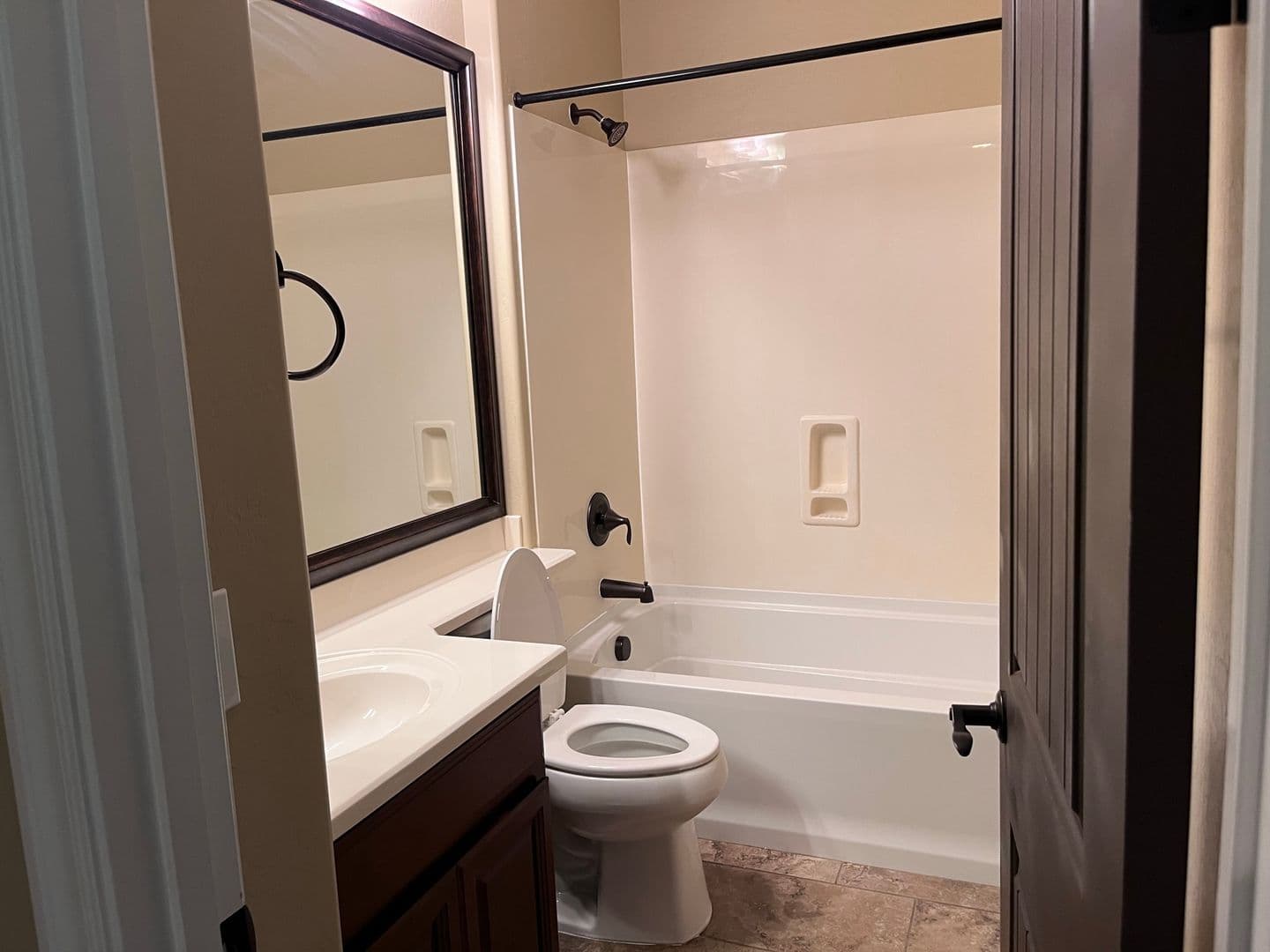 Gilbert House: 1046 S Annie Ln