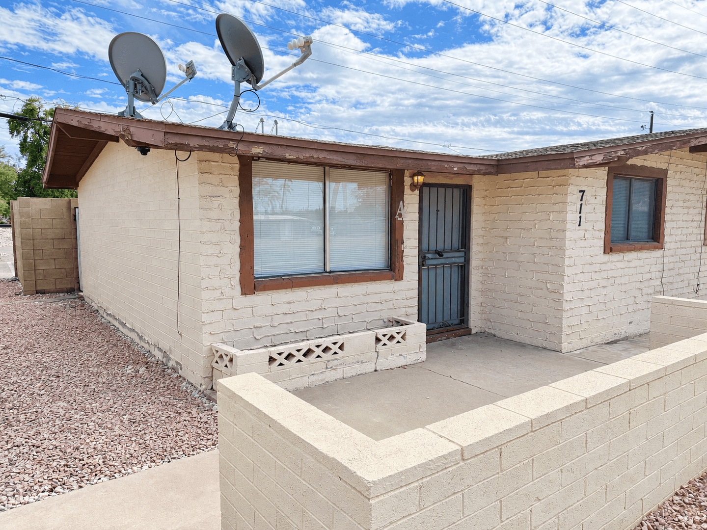 Chandler Apartment: 711 N Delaware St. - A