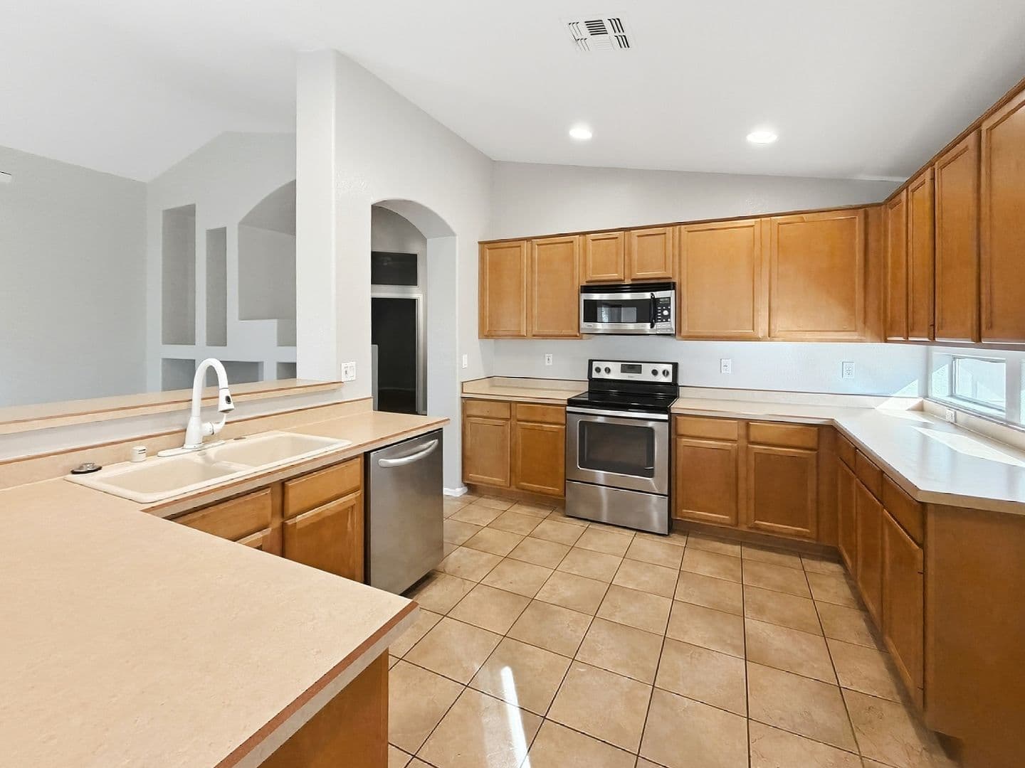 Chandler House: 2680 S Holguin Way