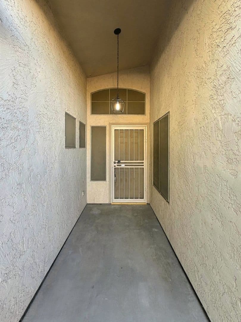 Chandler House: 2680 S Holguin Way
