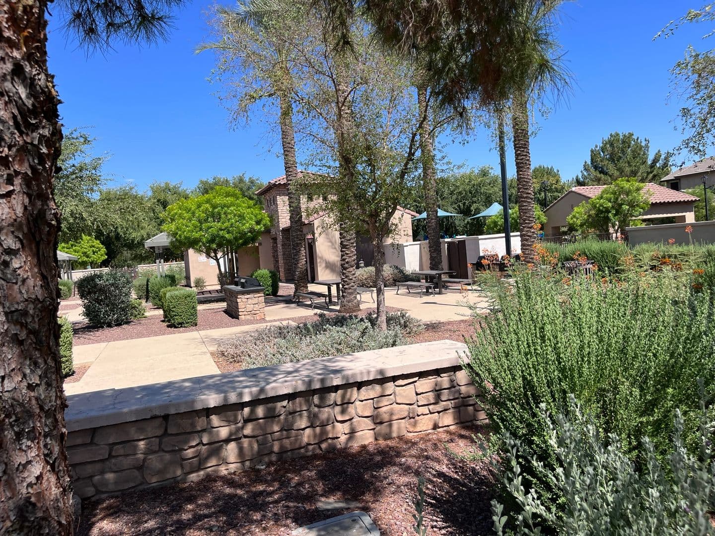 Gilbert House: 1046 S Annie Ln