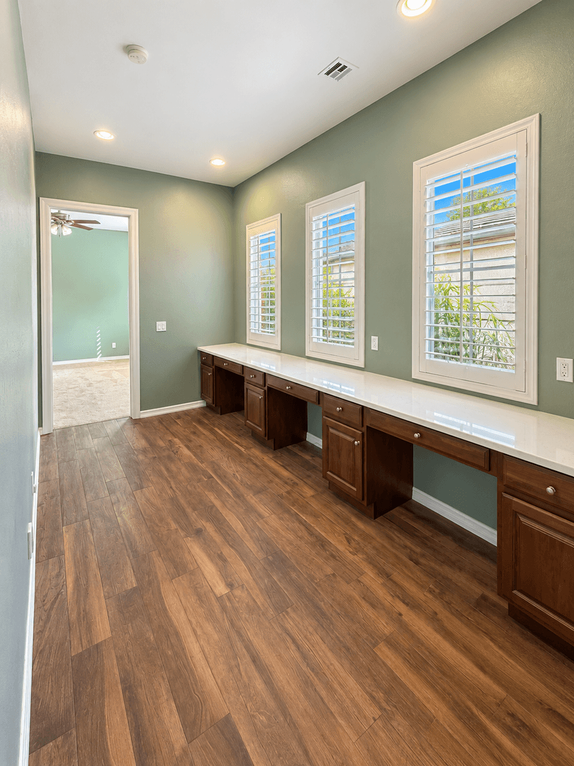 Chandler, House: 2065 E. Crescent Pl.