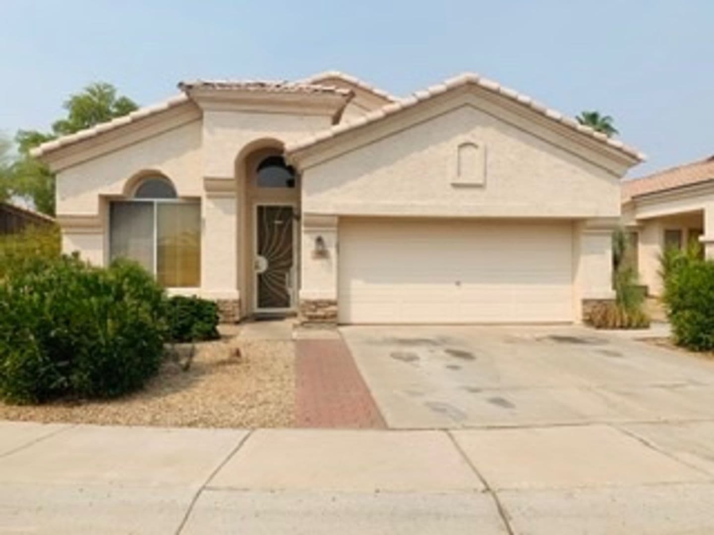 Chandler House: 280 S Pineview Pl.