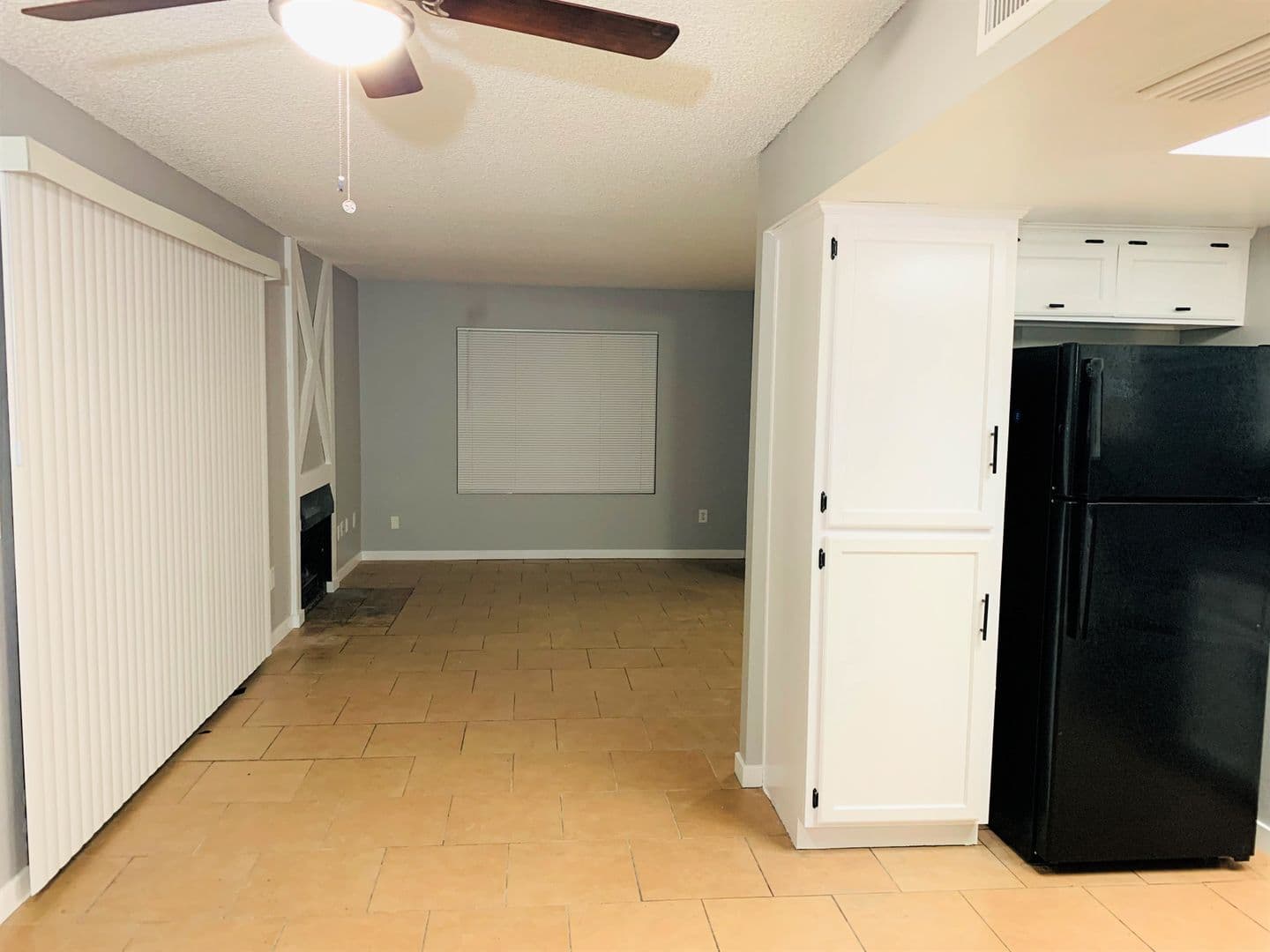 Phoenix Apartment: 3357 W Harmont Dr.