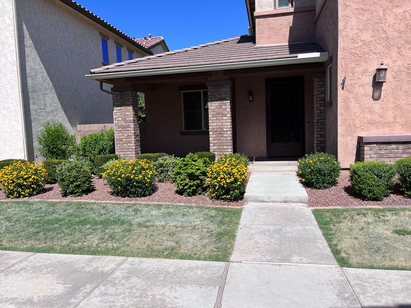 Gilbert House: 1046 S Annie Ln