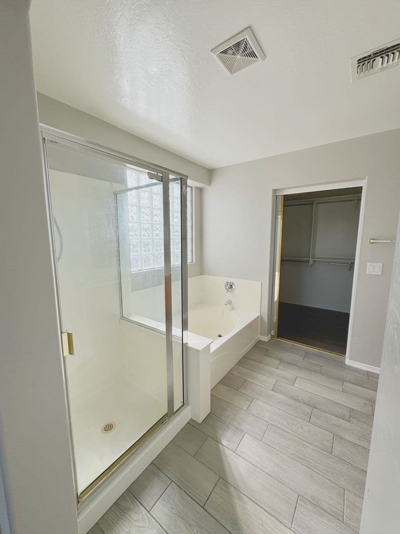 San Tan Valley House: 161 W CANYON ROCK RD