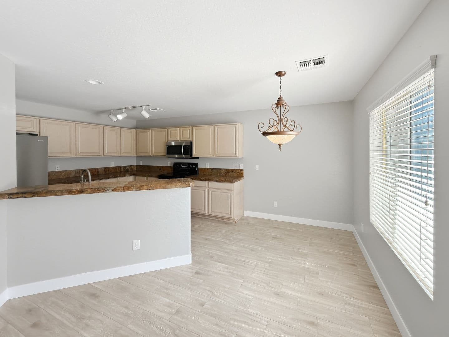 San Tan Valley House: 1037 E Desert Holly Dr.