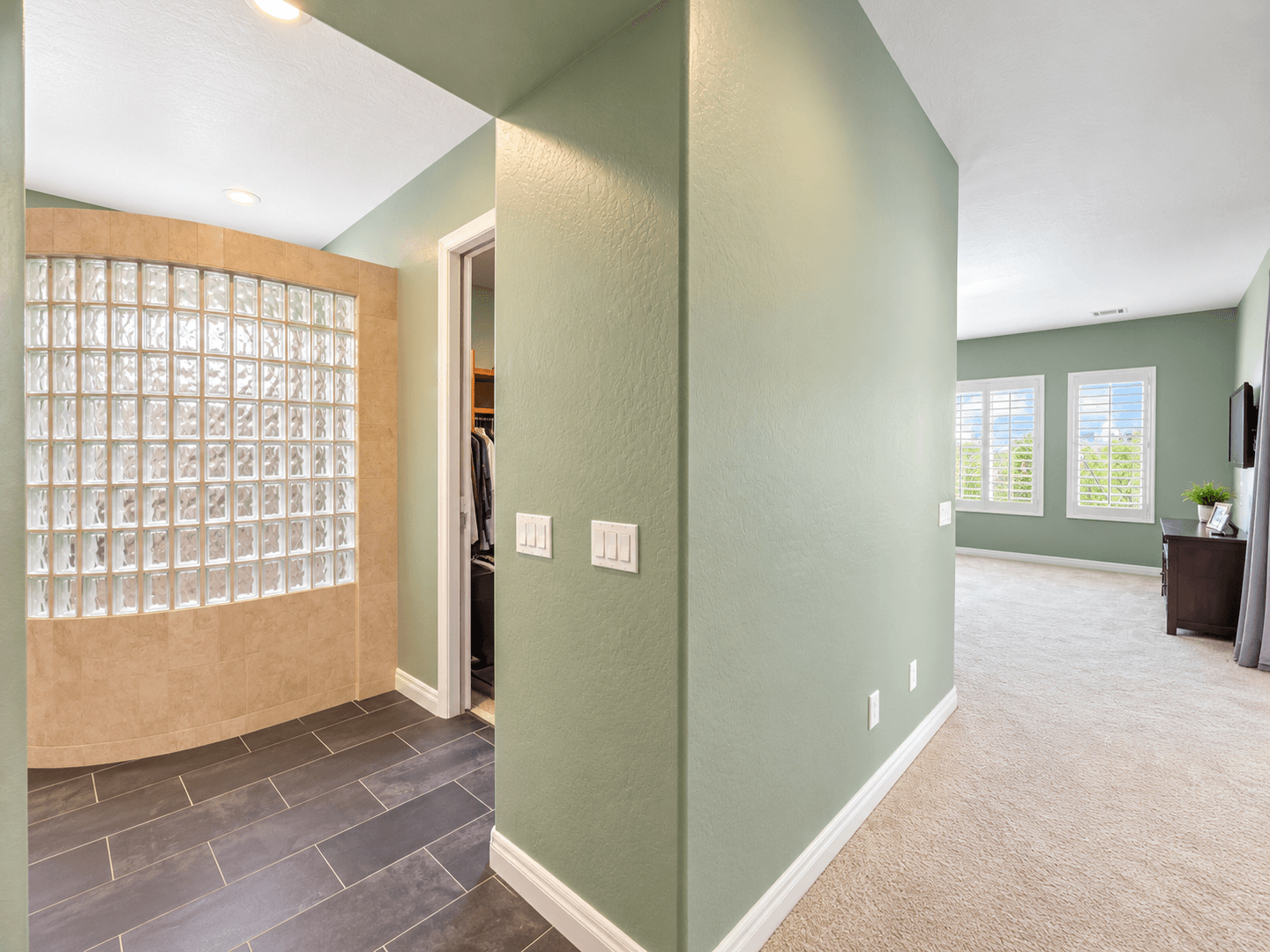 Chandler, House: 2065 E. Crescent Pl.